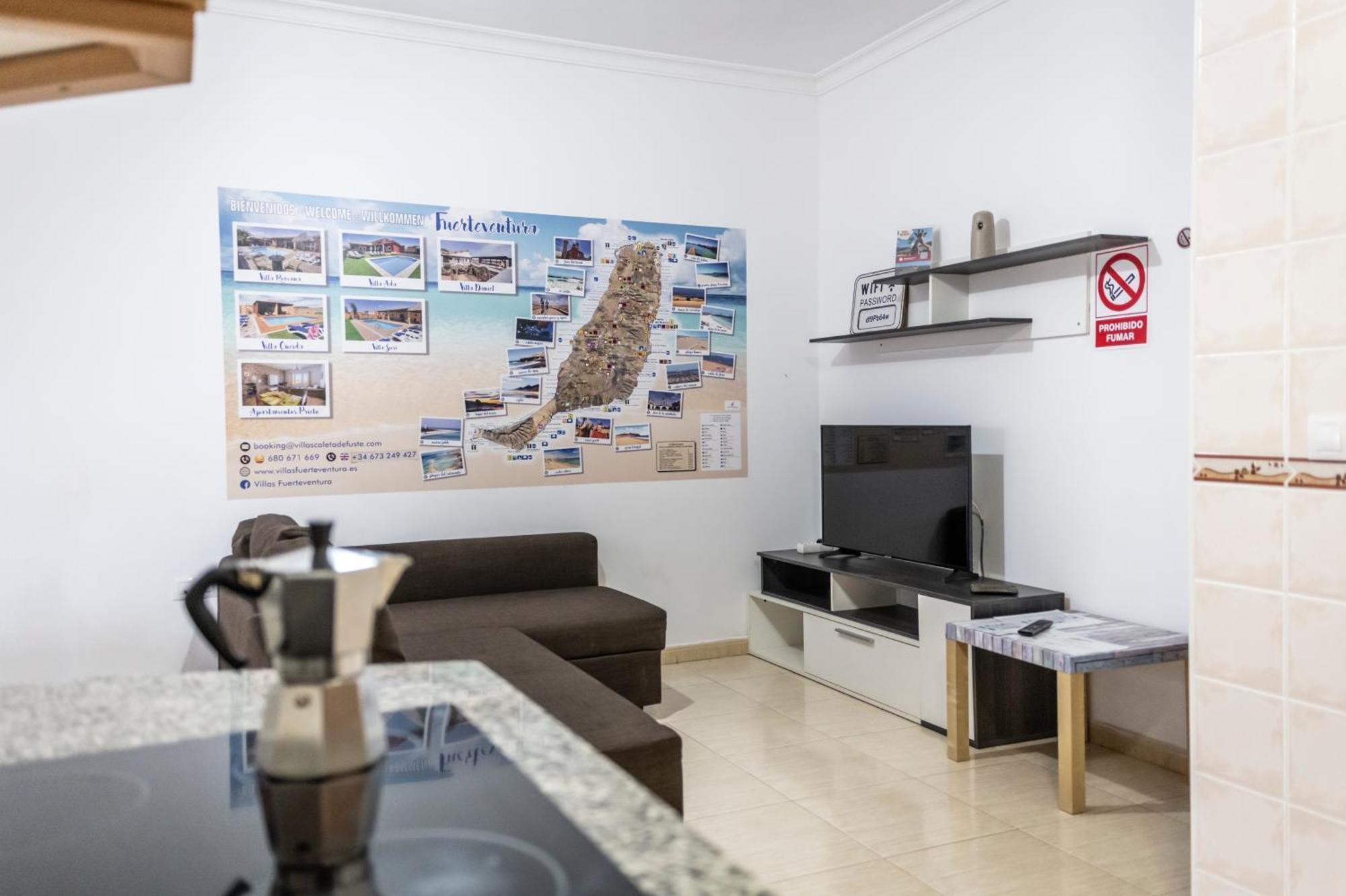 Yesenia Vv Airport Apartment El Matorral Bagian luar foto