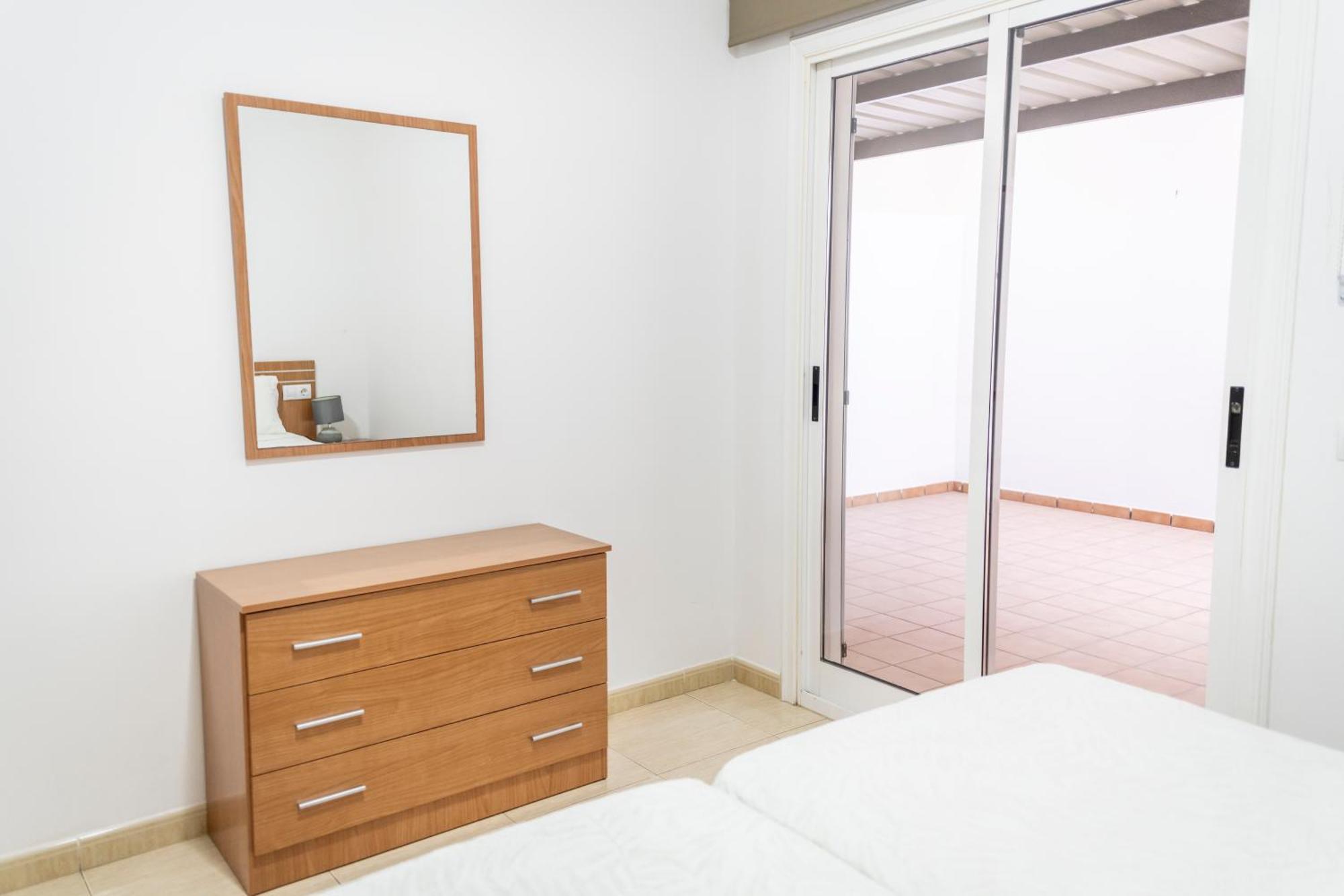 Yesenia Vv Airport Apartment El Matorral Bagian luar foto
