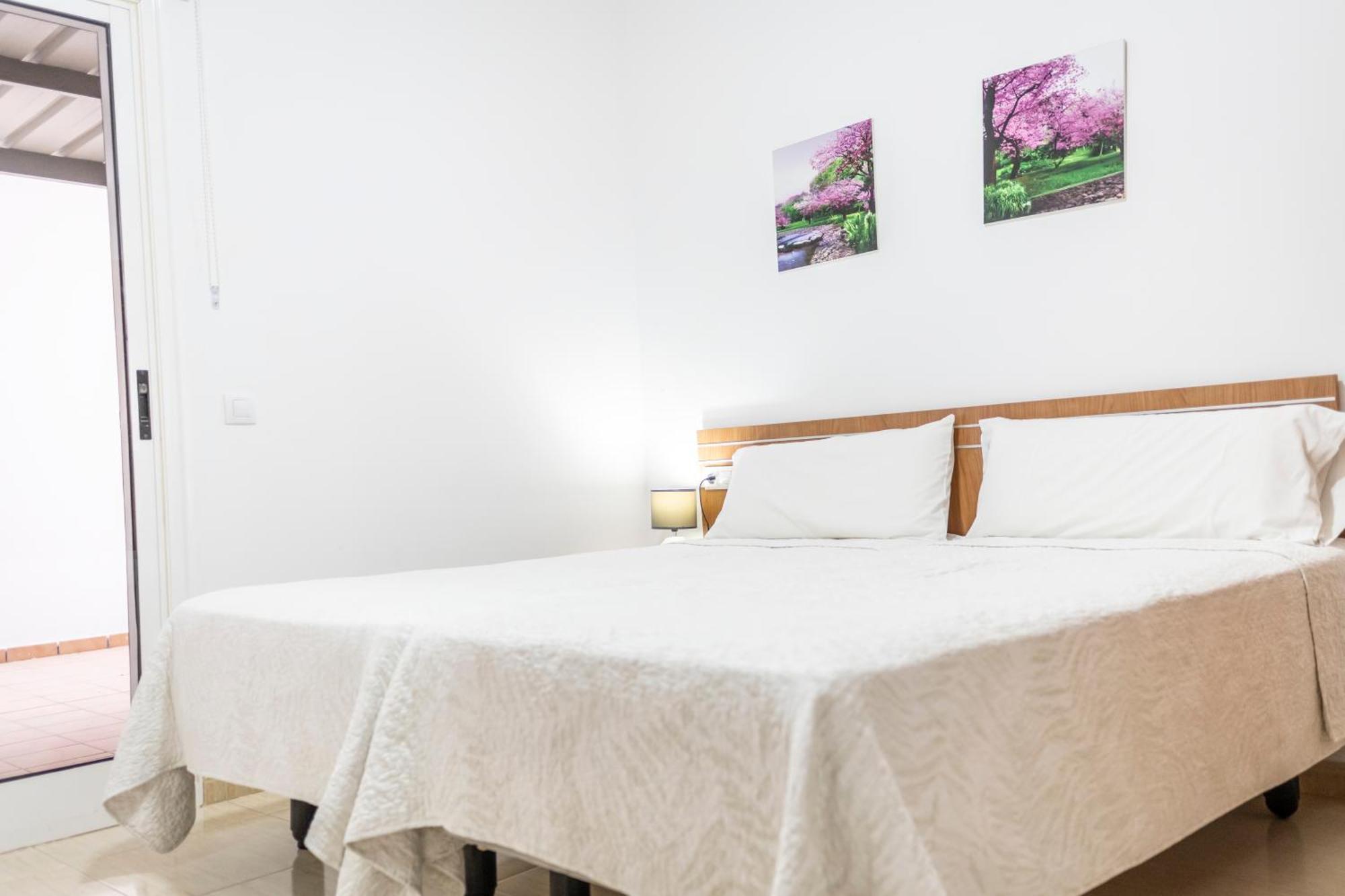 Yesenia Vv Airport Apartment El Matorral Bagian luar foto